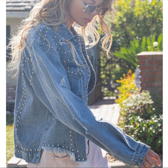 Beaded Pearls and Studs Oversized Distressed Denim Jean Jacket - Picture 10 of 13